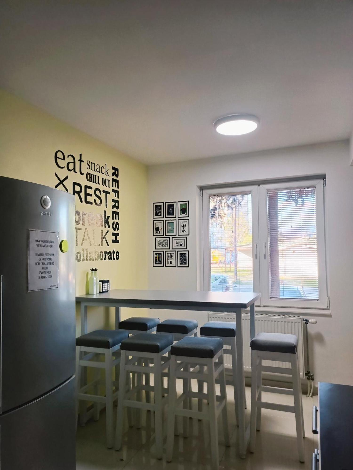 Hostel Central Üsküp Dış mekan fotoğraf
