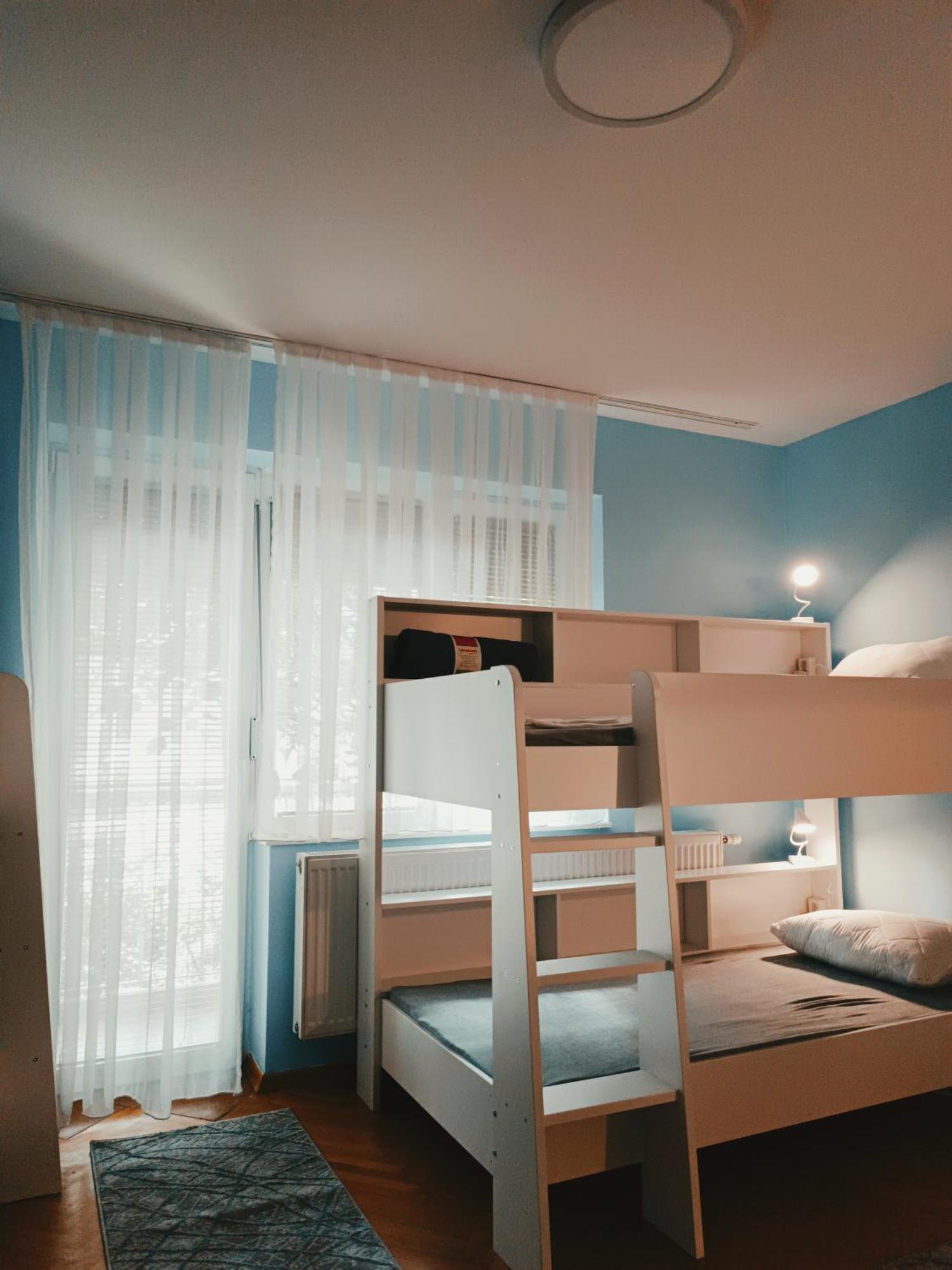 Hostel Central Üsküp Dış mekan fotoğraf